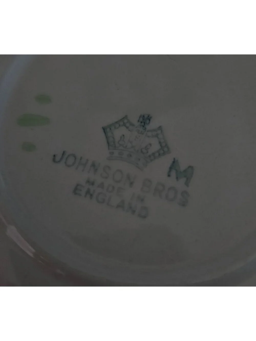 Johnson Bros Haddon Hall 4-Inch Haddon Hall Butter Pat Dish